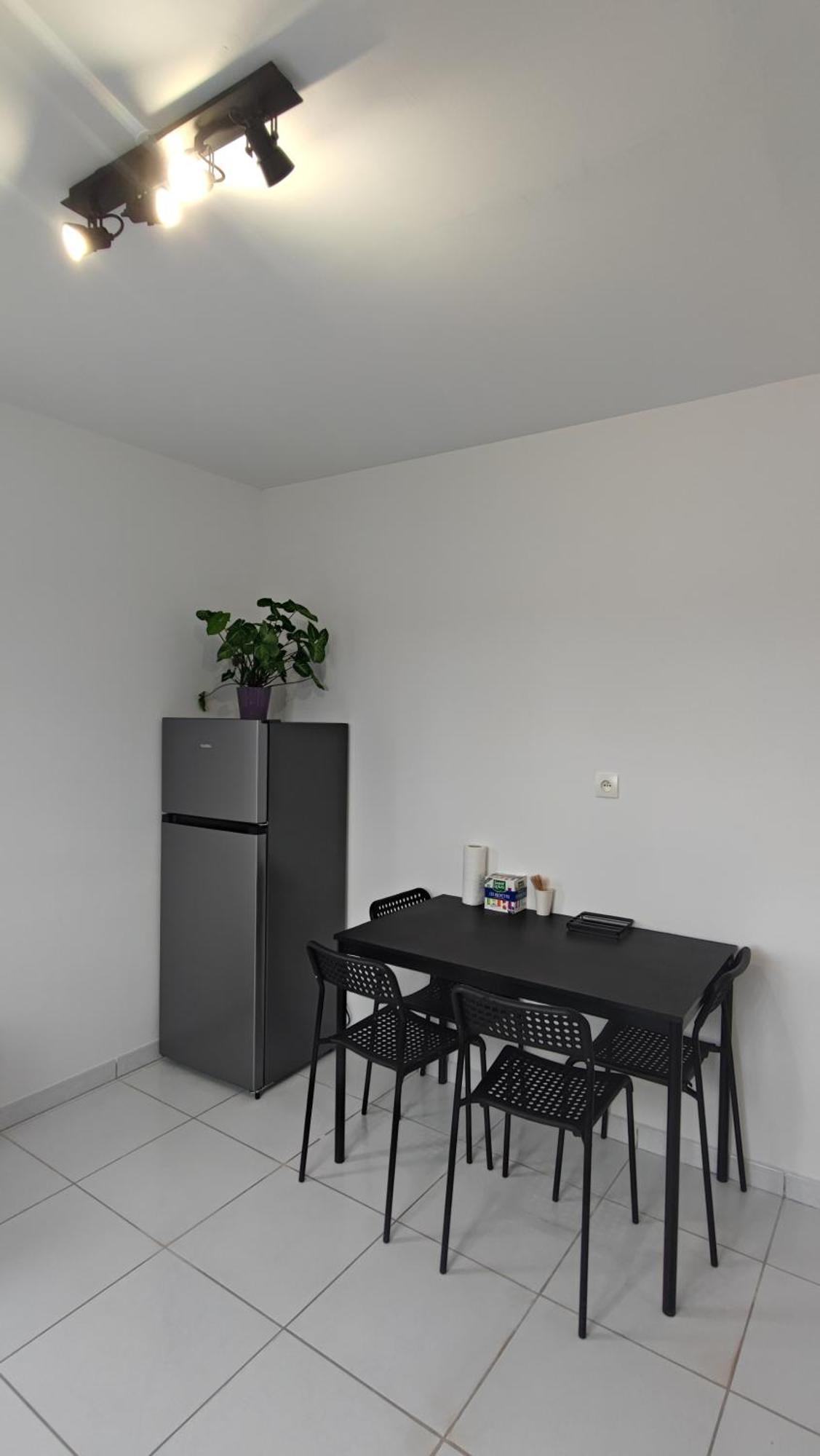 Appartement Cosy Uchaud Extérieur photo
